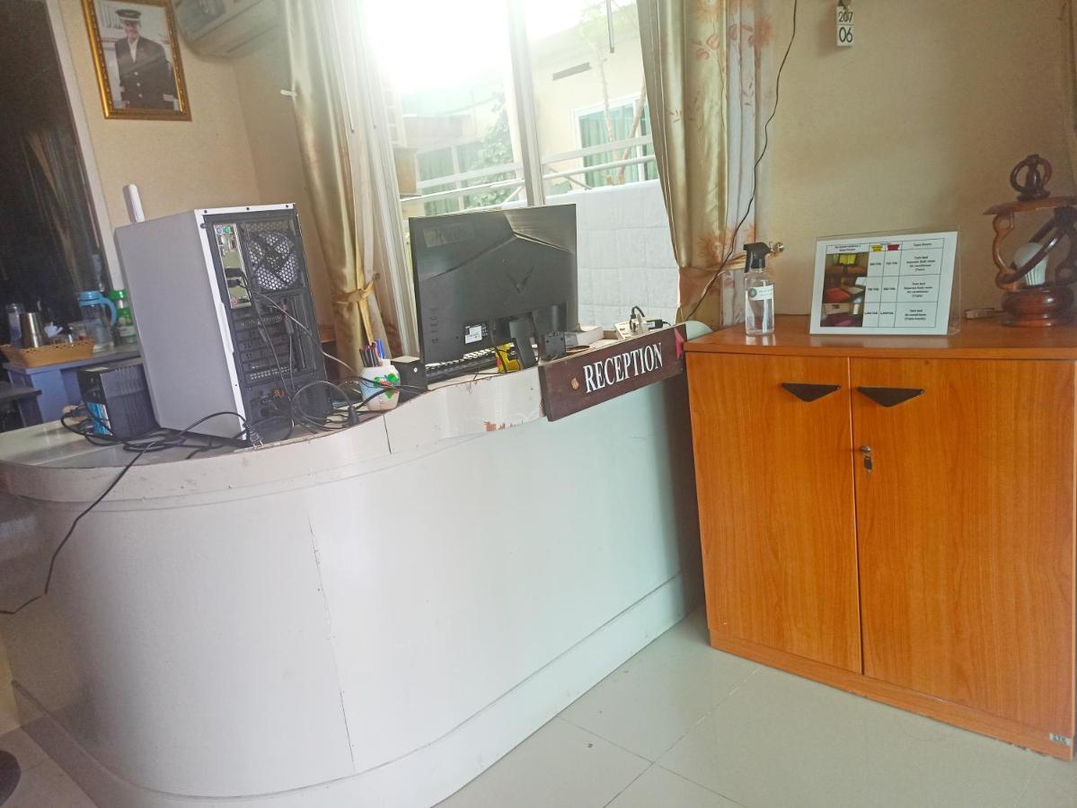 Nai Yang Beach Nu Phuket Airport Resident 1 B&B 외부 사진