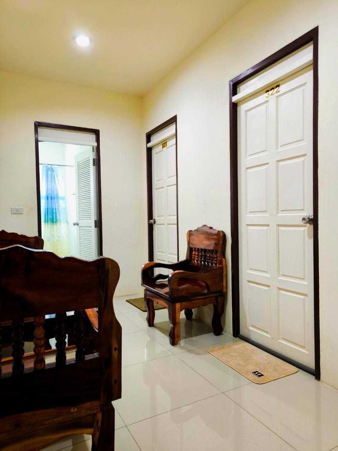Nai Yang Beach Nu Phuket Airport Resident 1 B&B 외부 사진
